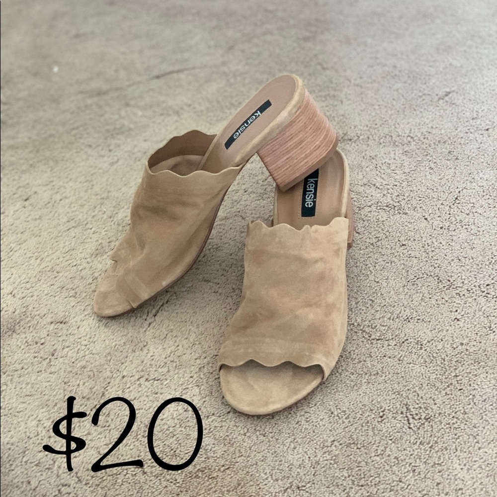 Women’s suede leather slides with block heel.